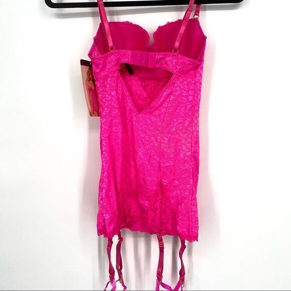 Seven Til’ Midnight Lingerie Set Pink lace Garter & Thong small NWT - Picture 4 of 10